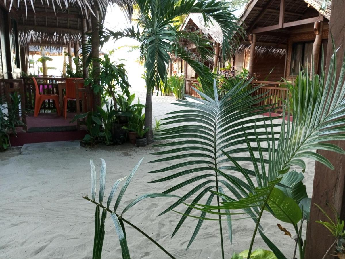Zhaya'S Beach & Cottages Ель-Нідо Екстер'єр фото